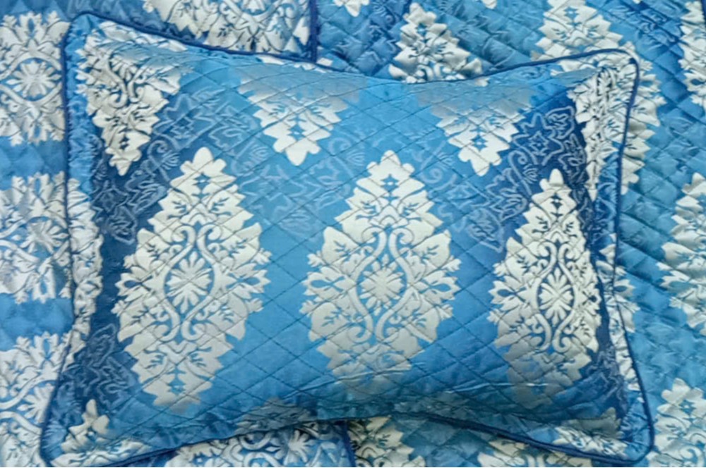 Gối xe du lịch