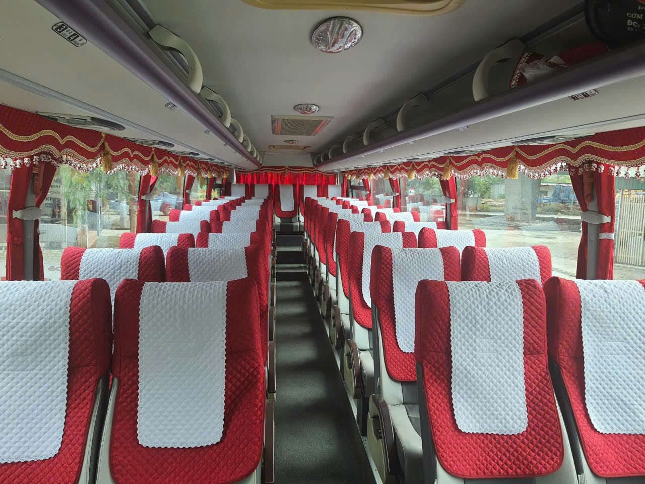 Áo ghế du lịch hãng Samco Buslines 29 chỗ