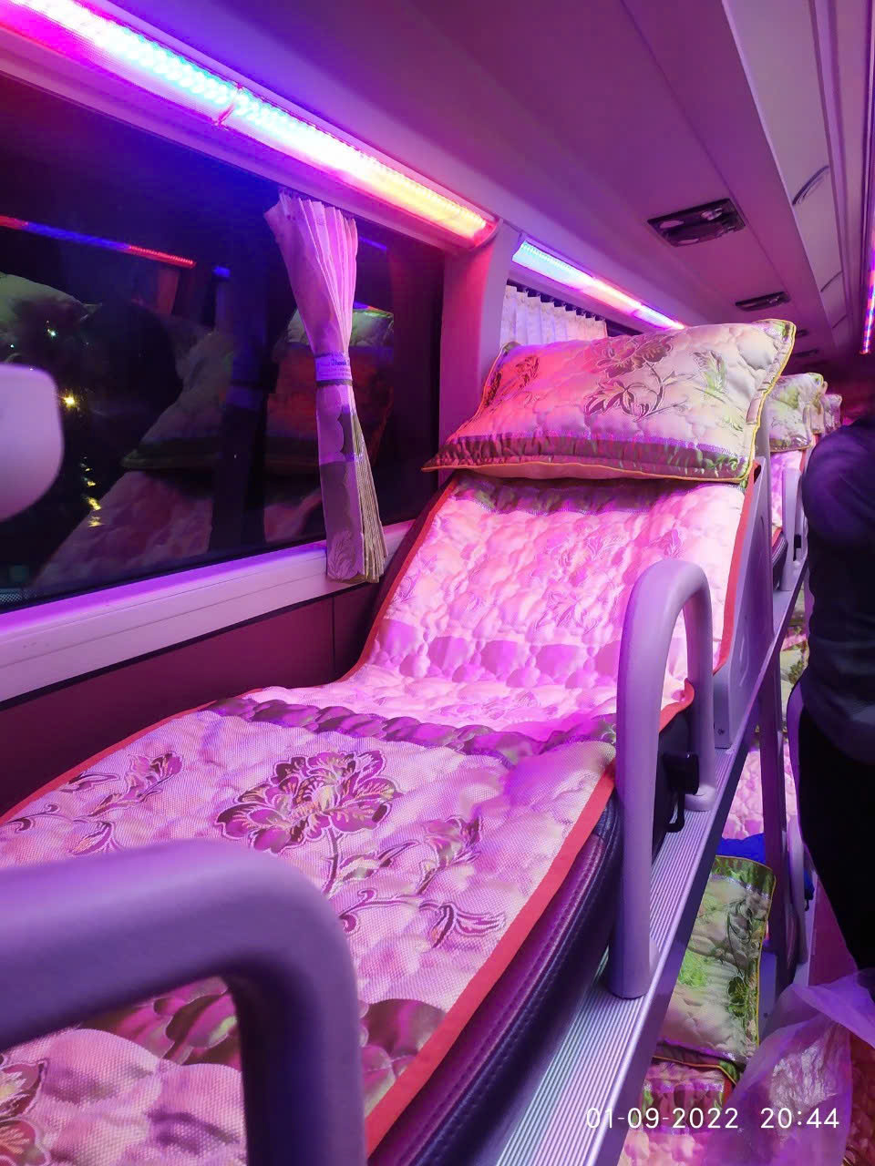 Áo ghế xe giường nằm