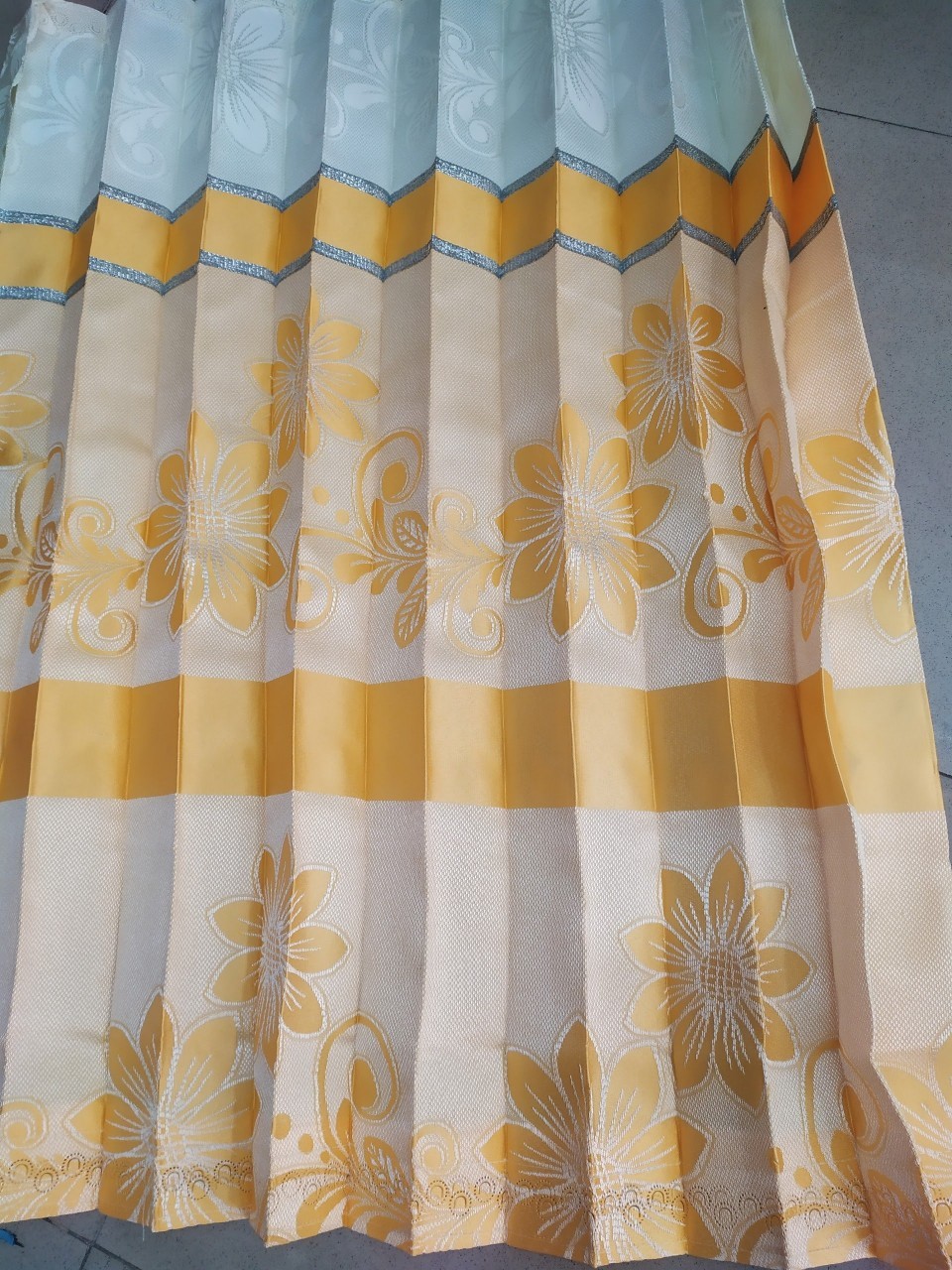 Mẫu màn xe loại 1