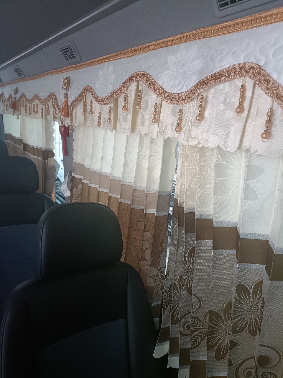 Màn xe Thaco 29 chỗ loại 2