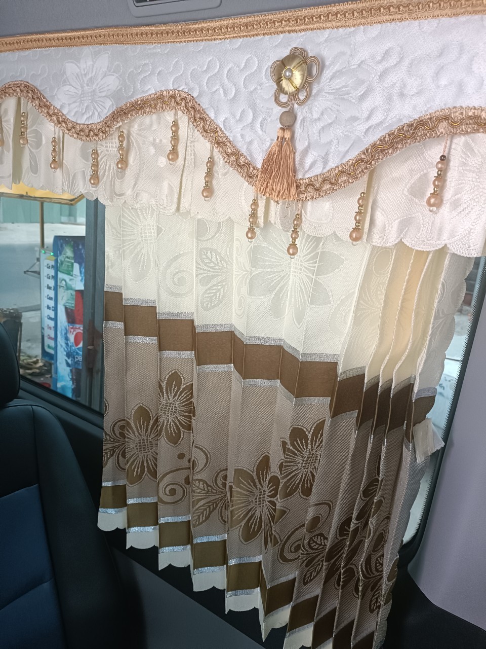 Màn xe Thaco L1